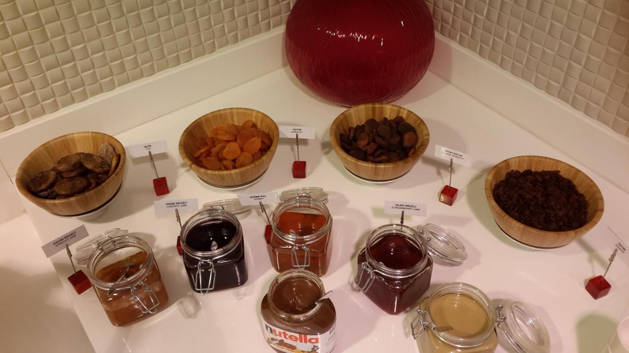 Warwick Ankara Hotel Kültér fotó