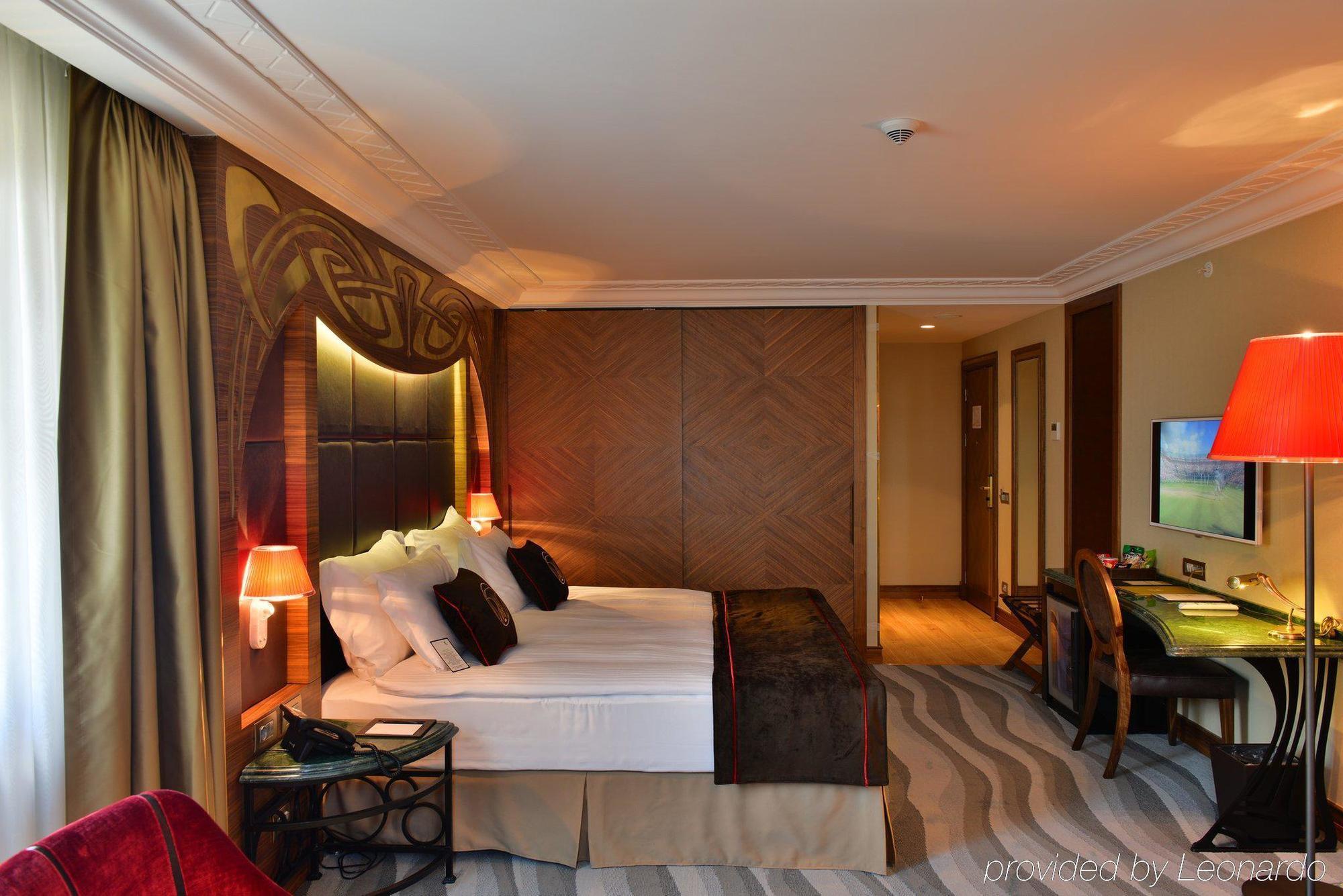 Warwick Ankara Hotel Kültér fotó