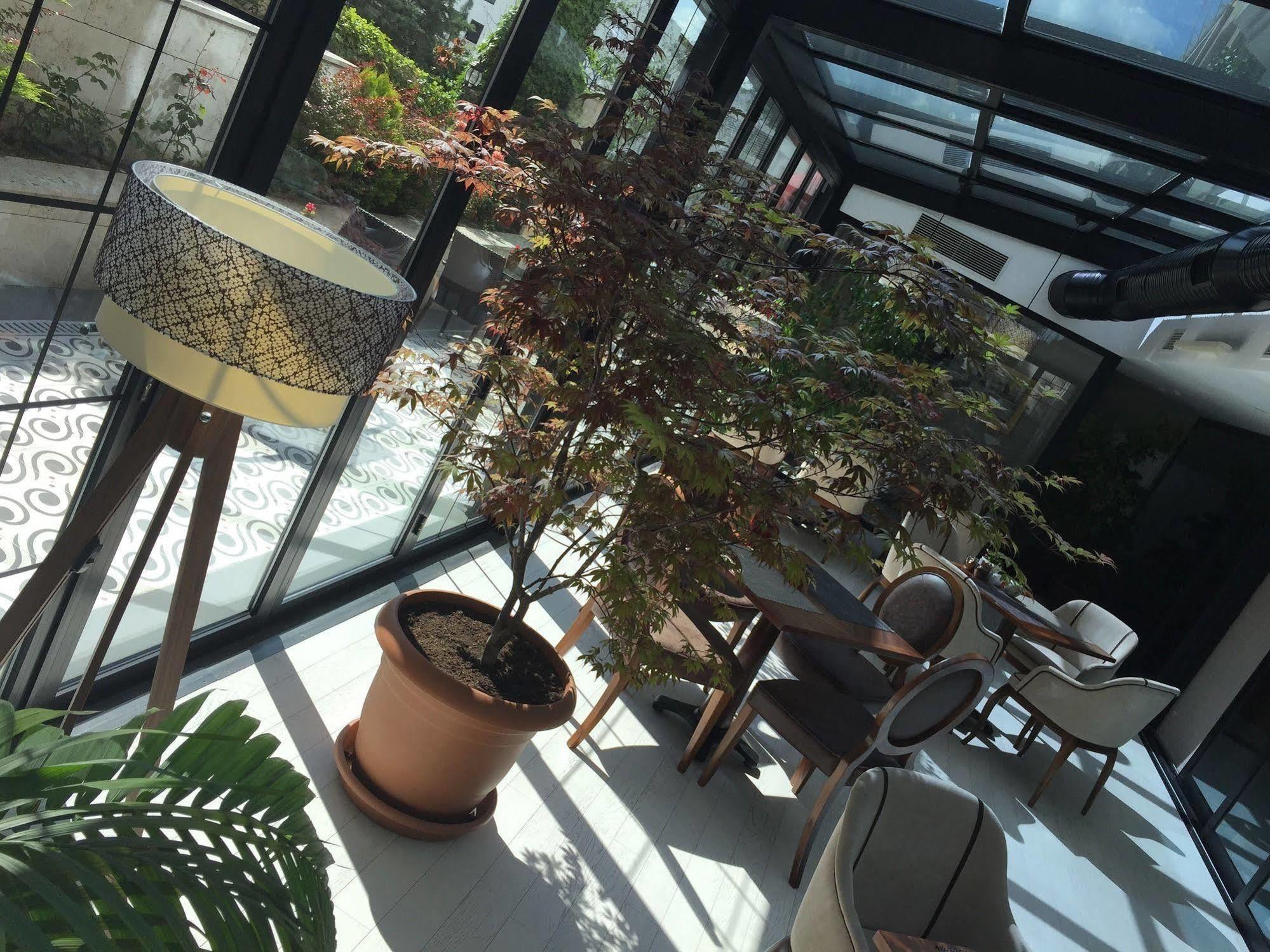 Warwick Ankara Hotel Kültér fotó